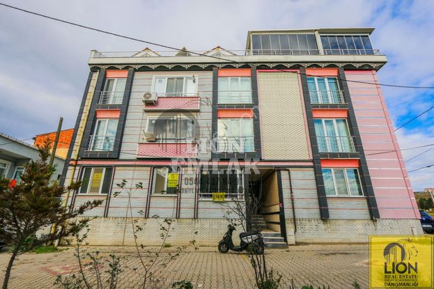 🟨⬛lıon Emlak'tan İhsaniye'de Çift Cepheli,geniş 3+1 Satılık Daire⬛🟨