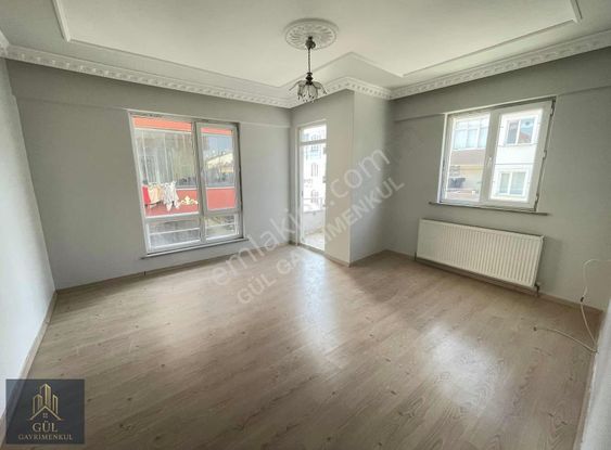 Kapaklıömerhalisdemir Okullar'da Satılık 2+1 İskanlı Ön Cephe !!