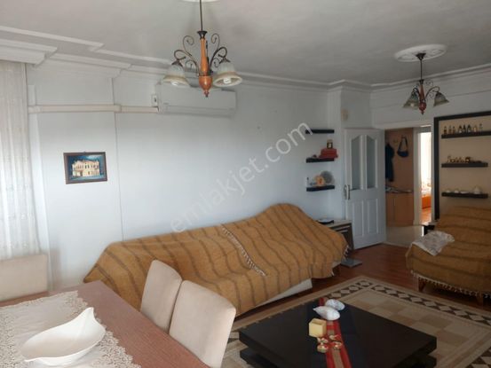 Anamur Esentepe Mahallesi Hilal Sitesinde Bakımlı Masrafsız 4. Kat 3+1 Satılık Ev.