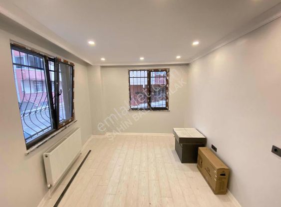Zübeyde Hanım Mah De 70 M2 2+1 Yüksek Giriş Sıfır Daire