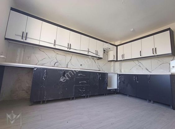 Fahri Korutürk Mh. Ana Caddede Asansörlü 4+1 Satılık Sıfır Daire