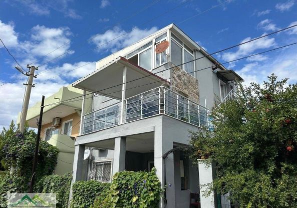 Seferihisar Doğanbey’de Satılık 1 + 1 70 Metre² Daire