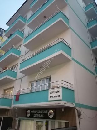 Sahibinden Satılık Ata Caddesi Üzerinde Fırsat Daire