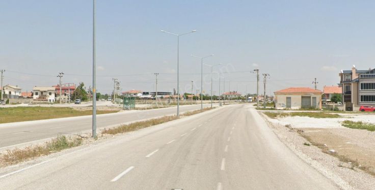 🏘️🚍 Meram Alakova'da Otobüs Terminal Yakını 500 M² İmarlı Arsa