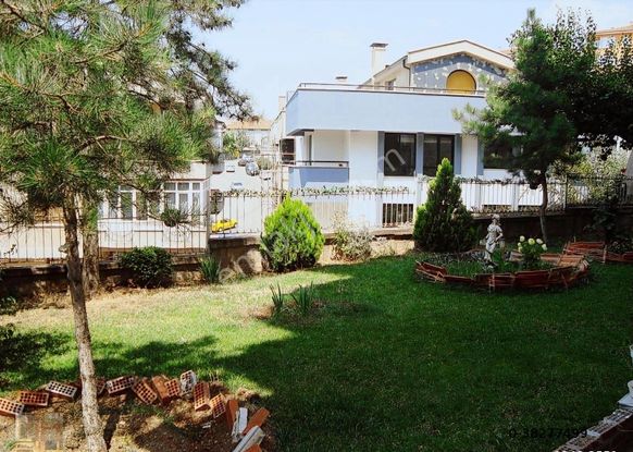 Gaziosmanpaşa Fethiye Sokak 2+1 Bahçe Kullanımlı Satılık Daire