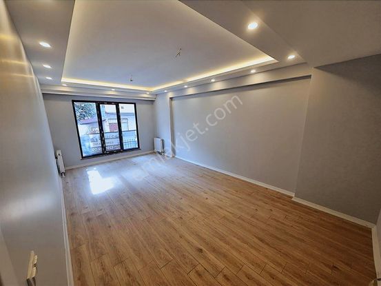 Yılmaz Emlak'tan Mehmet Akif'te Satılık 3+1 Sıfır Yüksek Giriş