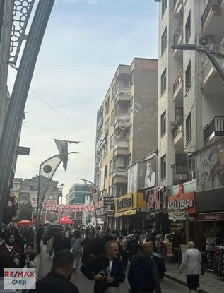 Kocaeli İzmit İn En İşlek Caddesinde 520 M2 Satılık Dükkan