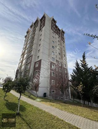 Toki Turkuaz Ak-12 Blok'ta Satılık 3+1 Daire