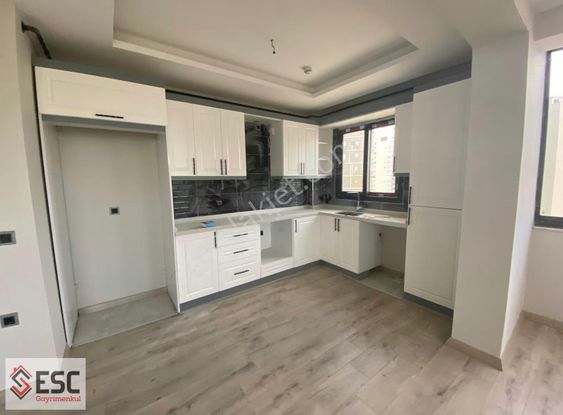 Esc'den Akdeniz Mh'de Geniş Ve Lüks 2+1 Satılık Daire Esc2015