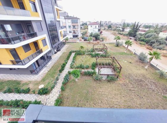 Kepez Fevzi Çakmak Havuzlu Sitede, Doğalgazlı Yeni Bina 3+1