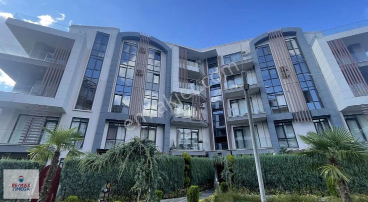 Başiskele Zeraykent Müstakil Bahçeli 3+1 Satılık Bahçe Dubleks