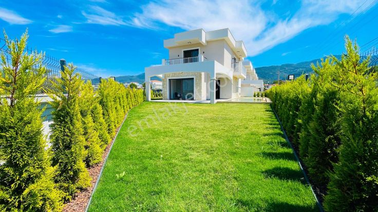 Kuşadası Davutlarda Oksijeni Bol Satılık Müstakil Villa