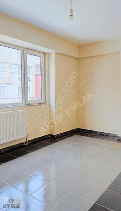 Aktif Emlak'tan Kiralık Daire +ofis 2+1 Adliye'ye Yakın 2.kat
