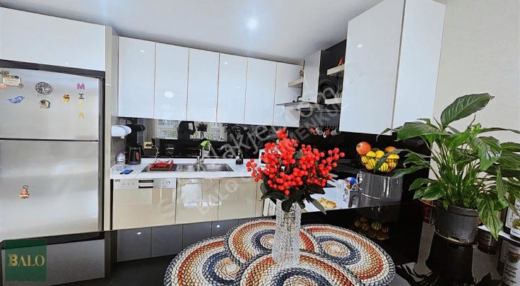 Balo Gayrimenkul'den Konaklar Orangepark Sitesinde Eşyali Lüx1+1