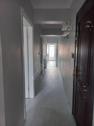 Kiralık Asansörlü Kapalı Otoparklı 2+1 İçi Yenilenmiş Boyalı