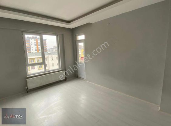 Uğur Evler Mah.çınar Sitesi Satılık Lüks 3+1