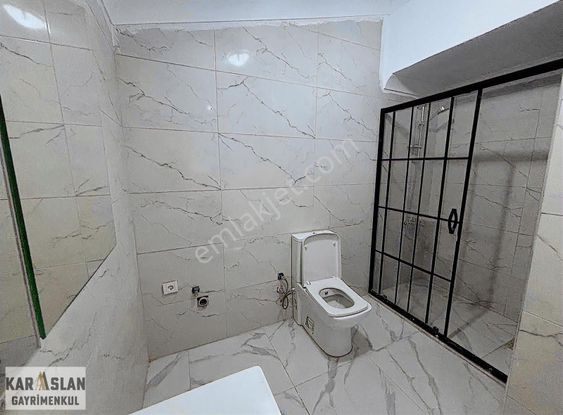 Gölcük Piyalepaşada Kaçırılmayacak Fırsat Manzaralı 3+1 Daire