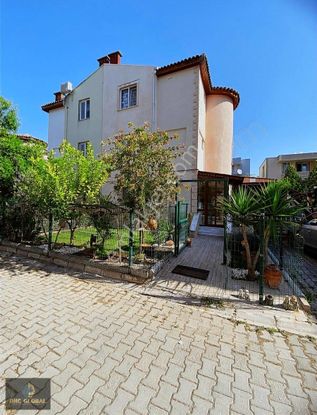 Manisa Güzelyurt Mah. Satılık 5+1 Villa 210m²