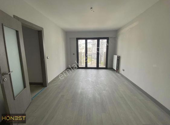 Acill !!! Esenler Toki Selçuklu Konutları Satılık 2+1 Boş Daire