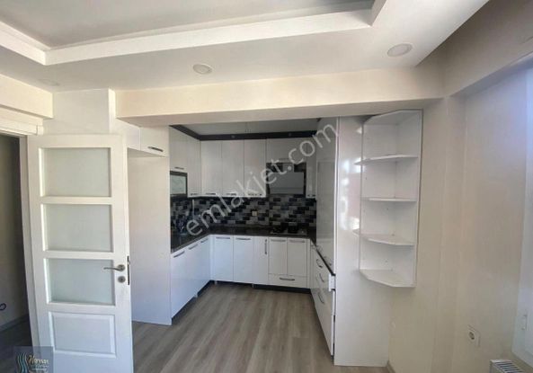 Gedız Yolunda Satılık Ara Kat 2+1 Daire