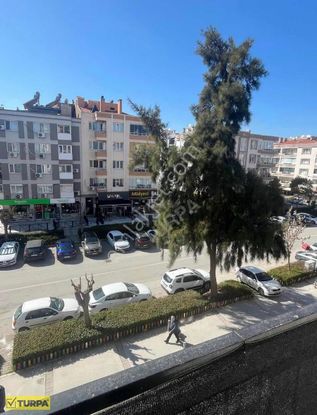 Gaziemir Kiralık Kemal Reis Caddesi 3+1 Daire