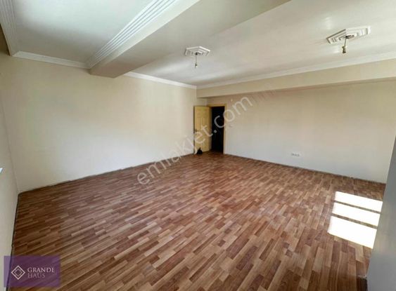 Konyaaltı Uluçta 4+1 Teraslı Geniş Dublex