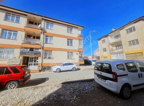 Kabze Emlaktan Sivas Mrk.küçük Minare Mh.3+1eşyalı Kiralık Daire