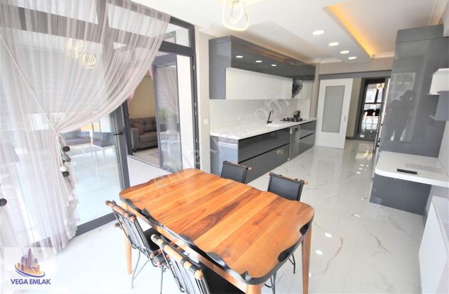 Vega Emlak'tan Konfor Arayanlara 4+1 Süper Lüks Daire