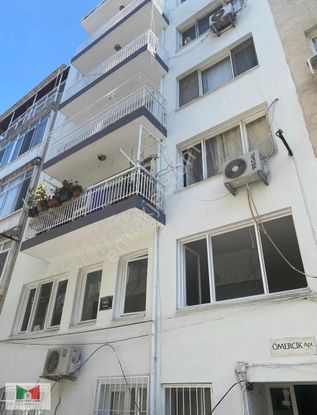 Karşıyaka İskele Yakını 3+1 Satılık Daire