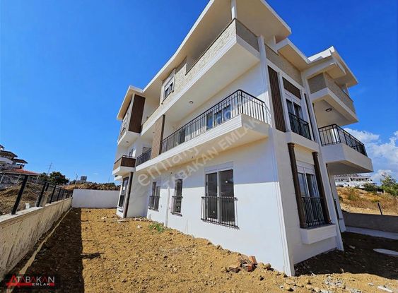 Park Cepheli Kullanışlı 2+1 Daire