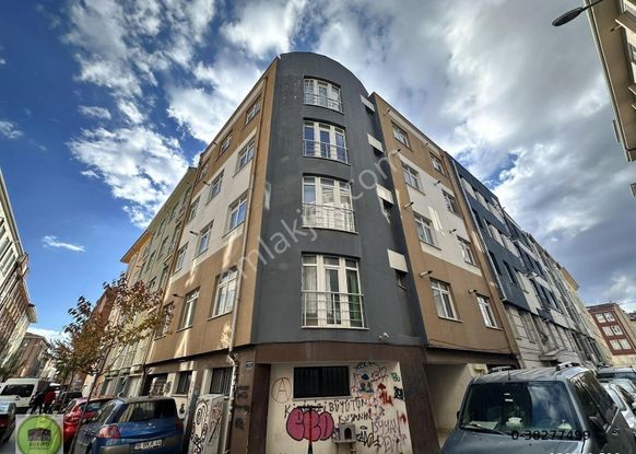 Buewo'dan Yenibağlar Mah. Gerçek Sk. Ara Kat Kiralık 1+1 Daire