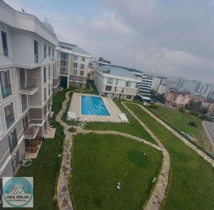 Metroya Yakın Tatil Modunda Deniz Havuz Manzaralı Teraslı 3+1