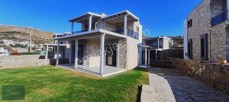 Marina Emlak'tan Gümüşlük' Te Satılık Sıfır 3+1 Müstakil Villa