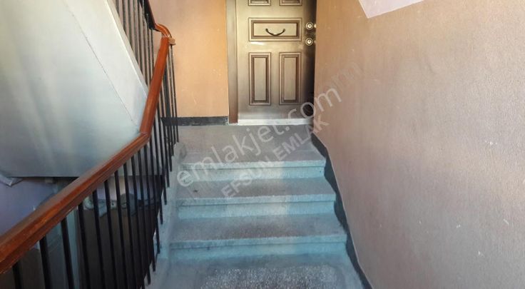 Esat Ta Katta Ön Cephe