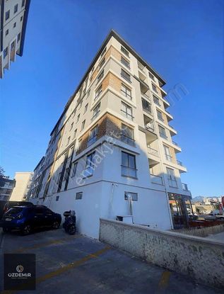 Karşıyaka Mah Kiralık 3+1 130 M2 Site İçi Ara Kat Sıfır Daire