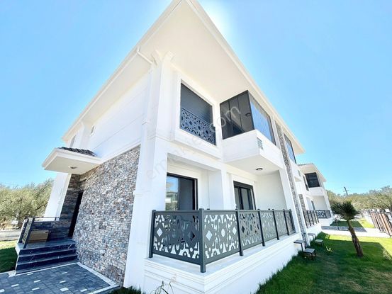 Yükselden Güre'nin En Güzel Konumda Denize Yakın Ultra Lux Villa