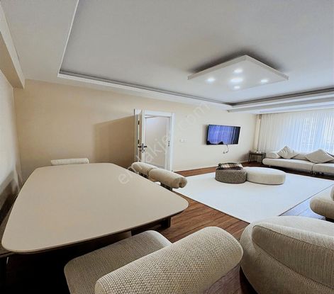 Yuvakurdan İstasyon Mh Site İçinde Hazır 2+1 1 Yıllık Fırsat Ev