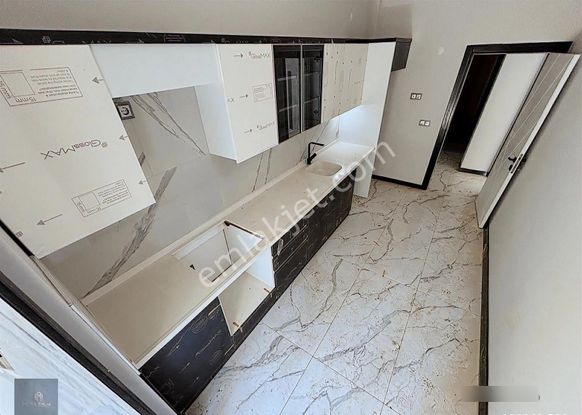 ▀▄mera Emlaktan Tuzcumurat Mh K.otoparklı Y.ısıtma 2+1 Lüx Daire