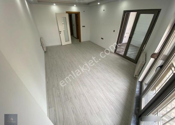 ▀▄mera Emlak Zeytinlide Ön Cephe Geniş 3+1 130m2 Fırsat Daire