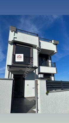 Hisar Mah. 3+1 Fırsat Villa