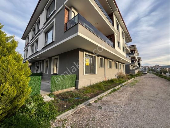 Fatih Mahallesi-bahçe Konakları Sitesinde Satılık 2+1 Bahçeli Daire