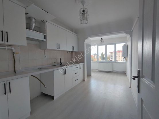 Balıkesir Burhaniye Bahçelievler 3+1 Dairemiz Satılıktır