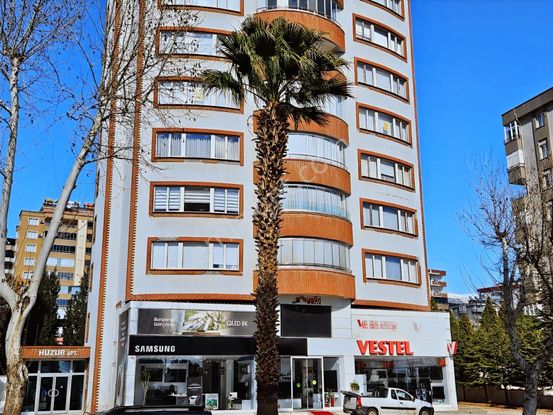 Rızık Gm'den Yatılıbölge Ana Cadde Üzeri 6+1 Kiralık Lüks Daire