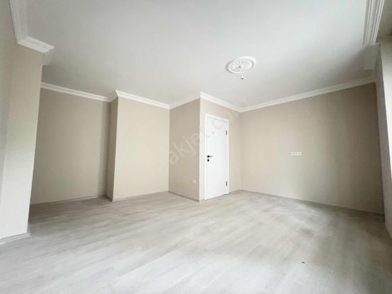 Net'den Atatürk Cad Yakını Müstakil Bahçe Kullanımlı 4+1 Dublex