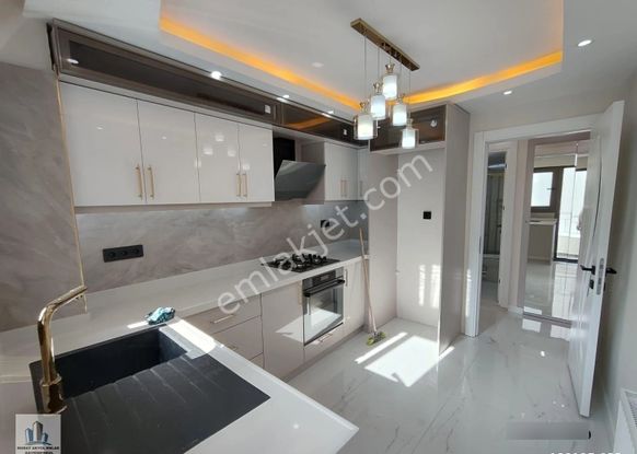 Teleferik Mh. Muhtarlık Yakını Full Yapılı Arakat Daire