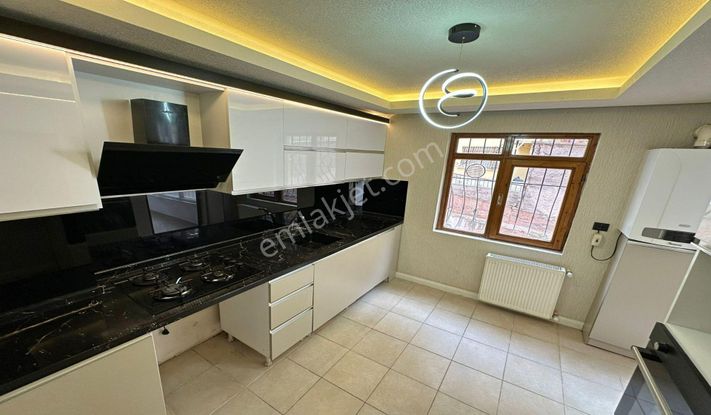 Esertepe Yaman Türk Lisesi Yakını 3+1 Kat Konumunda Masrafsız