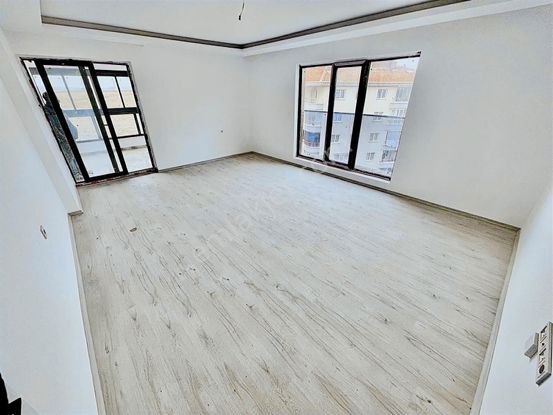 Yeni Çınar'dan Sitede Yerden Isıtmalı Full Yapılı Lüx 3+1 Daire.