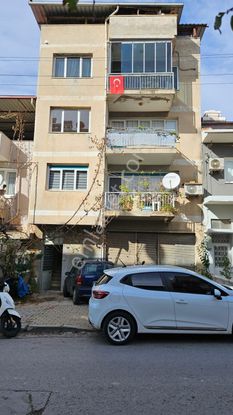 İzmir/tire Doğuş Emlaktan Satılık Adliye Yakını Arakat Daire