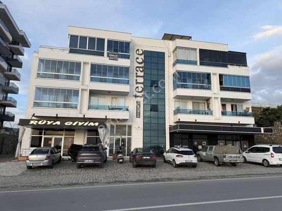 Alanya Payallar'da Muhteşem Deniz Manzaralı Eşyalı Kiralık 1+1