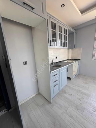 Erdem Emlak'tan Hasarsız 1+1 Kiralık Konsept Daire